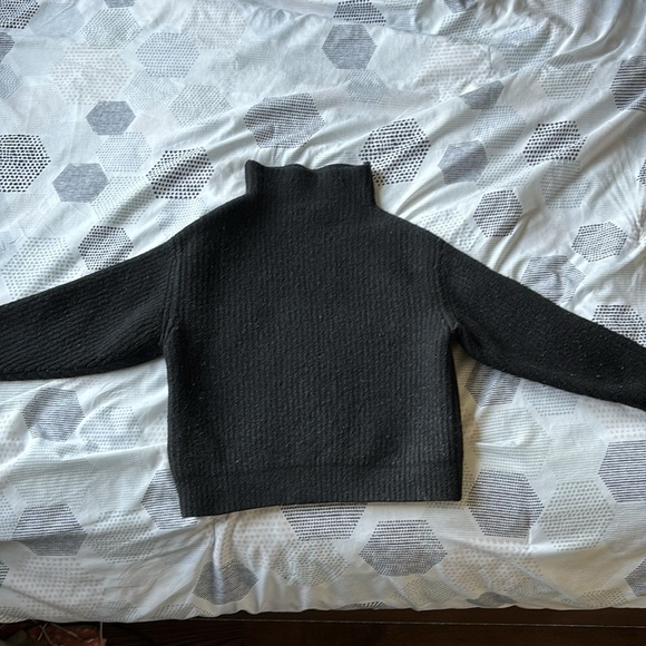 Wilfred turtle neck - Picture 3 of 3